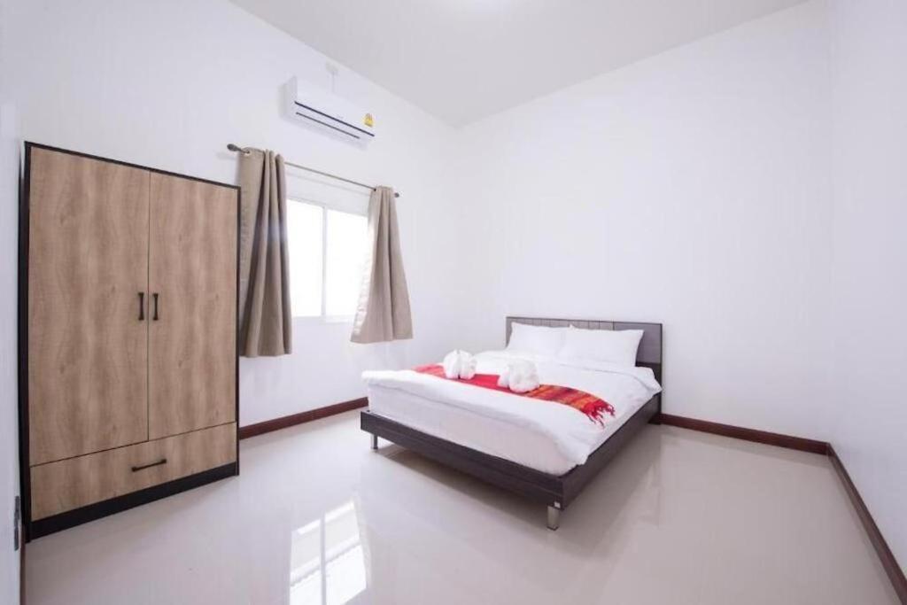 Bees Smile Hotel Чианграй Экстерьер фото