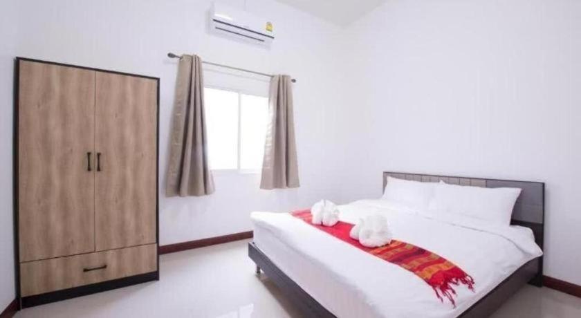 Bees Smile Hotel Чианграй Экстерьер фото
